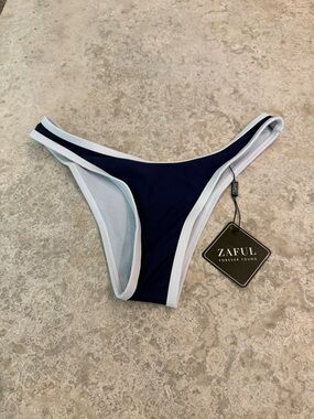 Zaful Navy & White Two-Tone Bikini Bottom